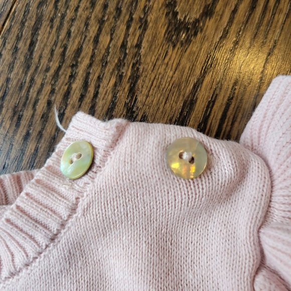 Elegant Baby Girl Jumpsuit with Crochet Flower Detail - Picture 5 of 5